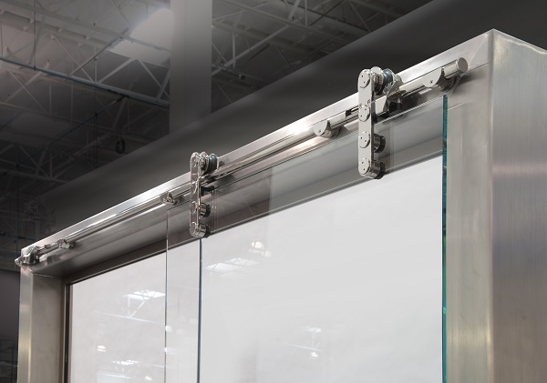 crl-us-aluminum-introduces-new-laguna-series-sliding-glass-door-system-with-softbrake