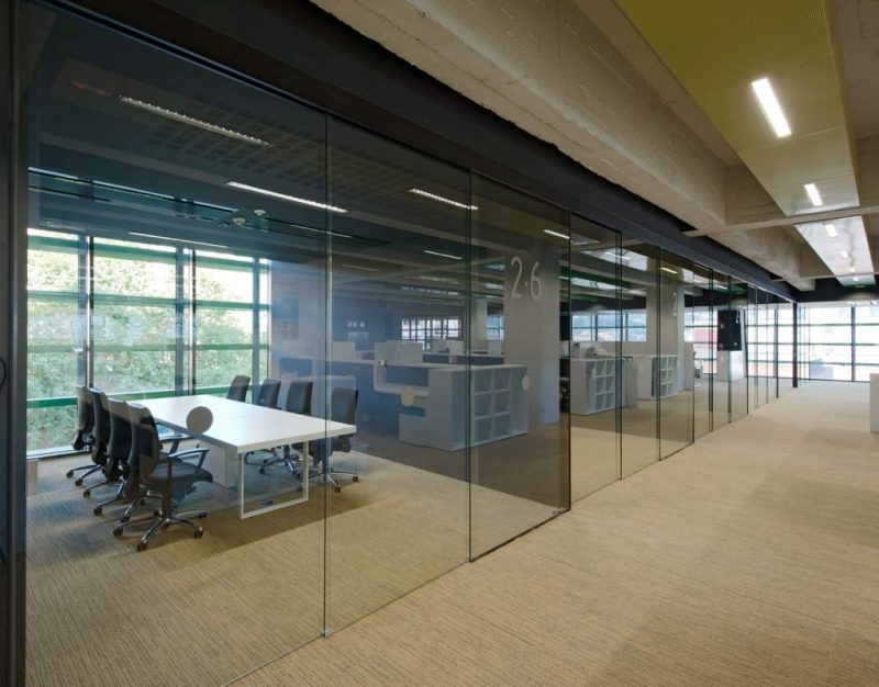 klein-frameless-glass-office-walls - Copy